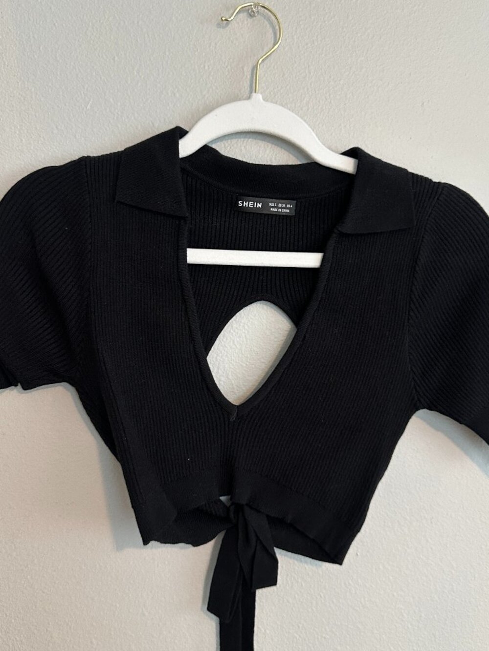Black V Neck Notched Crop Top with Tie Back and Collar